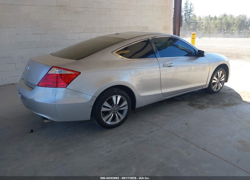 2010 HONDA ACCORD VIN: 1HGCS1B80AA012730