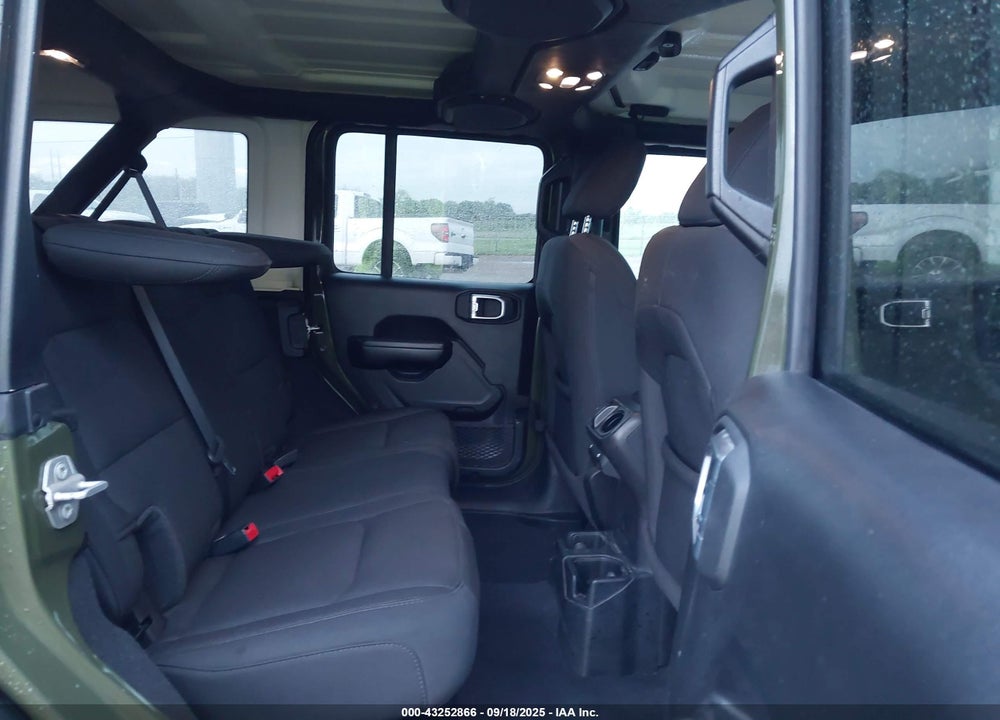 2021 JEEP WRANGLER UNLIMITED WILLYS 4X4 VIN: 1C4HJXDG5MW713043