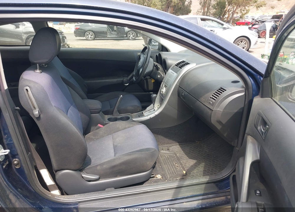 2007 SCION TC VIN: JTKDE177070185861