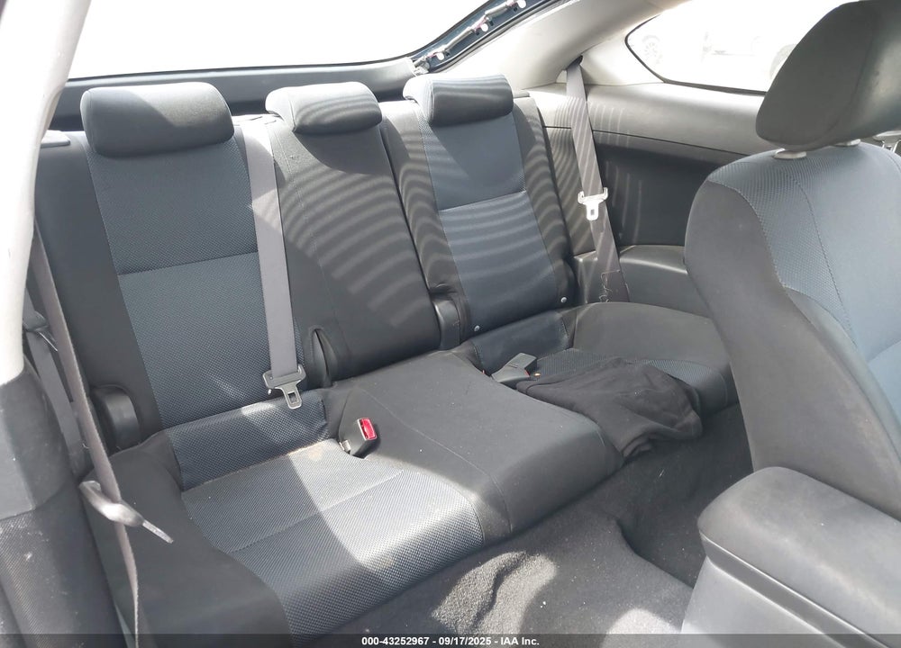 2007 SCION TC VIN: JTKDE177070185861