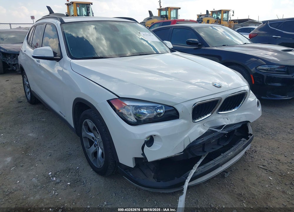 2015 BMW X1 SDRIVE28I VIN: WBAVM1C56FVW57854