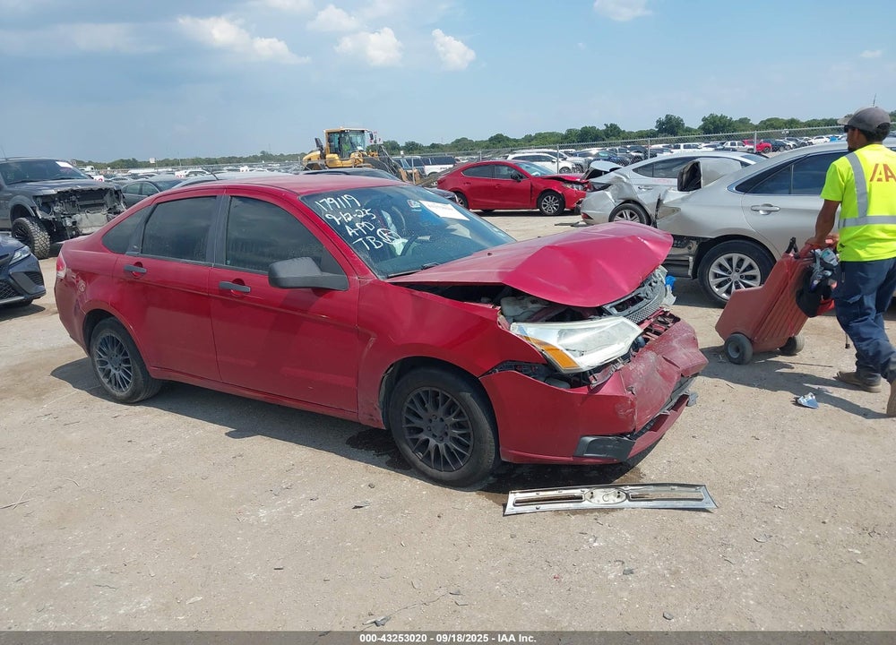 2011 FORD FOCUS SE VIN: 1FAHP3FN4BW115905