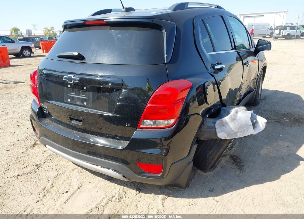 2019 CHEVROLET TRAX VIN: 3GNCJLSB8KL207825