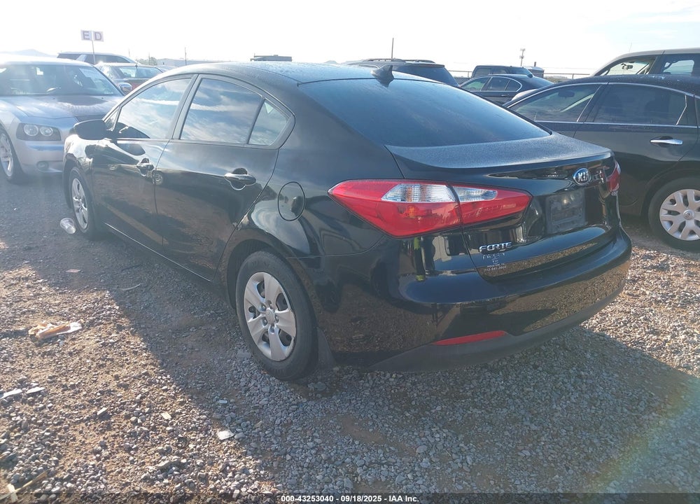 2016 KIA FORTE VIN: KNAFK4A63G5562998
