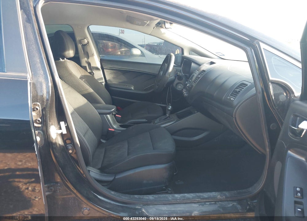2016 KIA FORTE VIN: KNAFK4A63G5562998