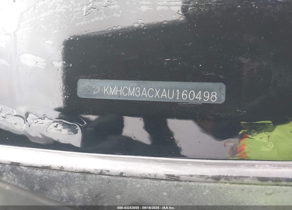 2010 HYUNDAI ACCENT VIN: KMHCM3ACXAU160498