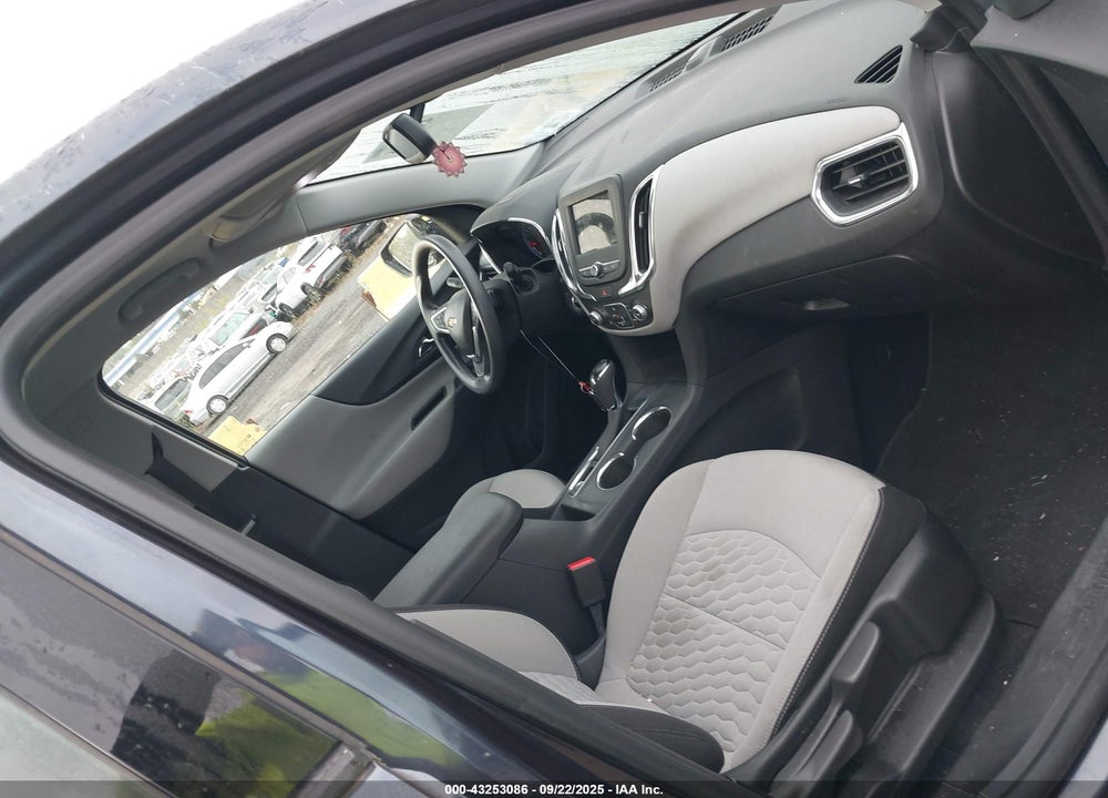 2019 CHEVROLET EQUINOX VIN: 3GNAXHEV3KL303158