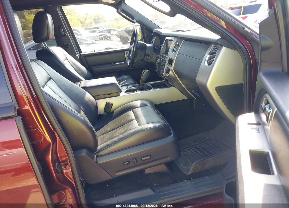 2015 FORD EXPEDITION VIN: 1FMJU1JTXFEF20138