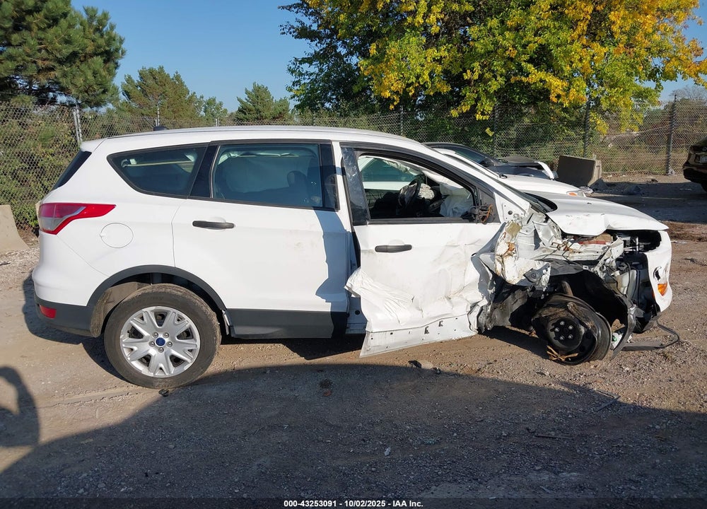 2016 FORD ESCAPE S VIN: 1FMCU0F79GUC48963