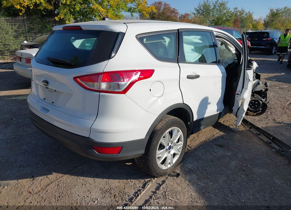 2016 FORD ESCAPE S VIN: 1FMCU0F79GUC48963