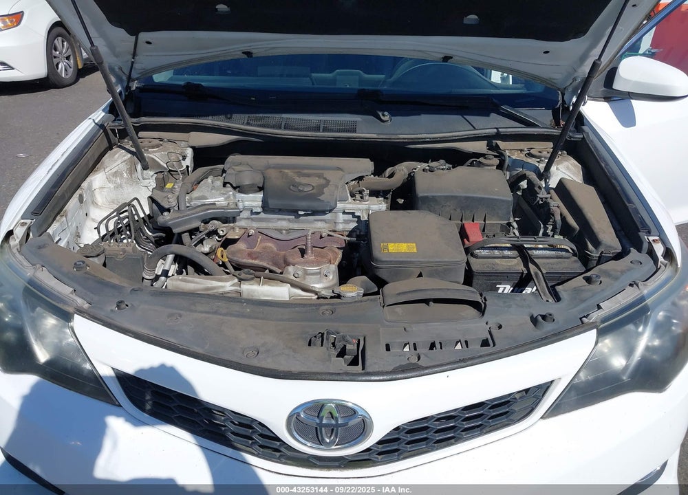 2013 TOYOTA CAMRY SE VIN: 4T1BF1FKXDU263032