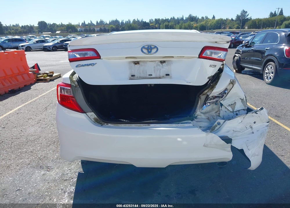 2013 TOYOTA CAMRY SE VIN: 4T1BF1FKXDU263032