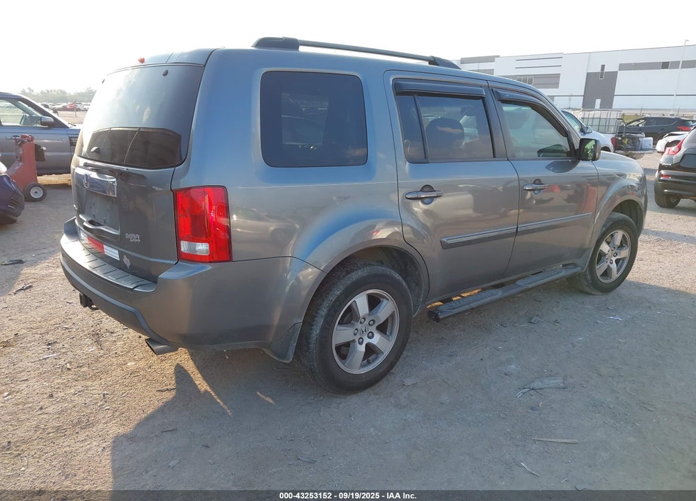 2009 HONDA PILOT VIN: 5FNYF38579B027200