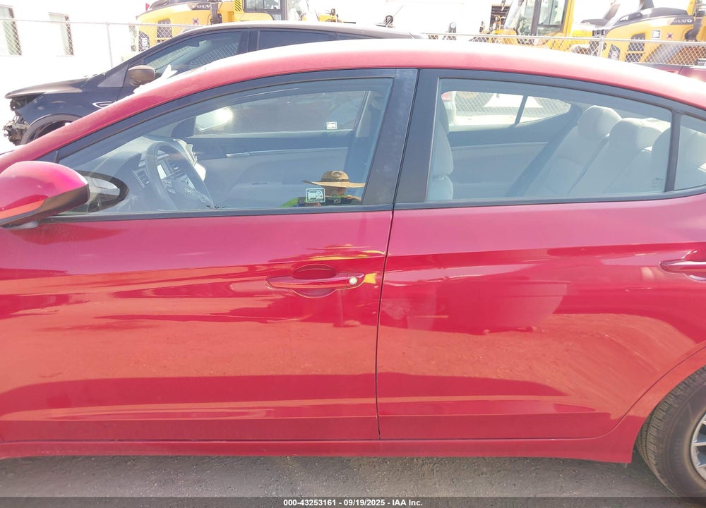 2019 HYUNDAI ELANTRA VIN: KMHD74LF5KU816357