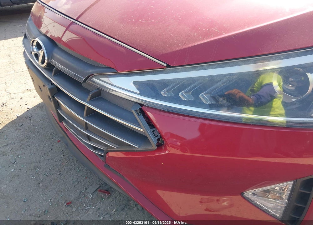 2019 HYUNDAI ELANTRA VIN: KMHD74LF5KU816357