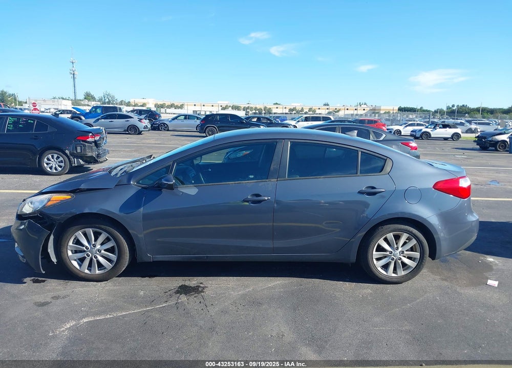 2014 KIA FORTE LX VIN: KNAFX4A69E5181395