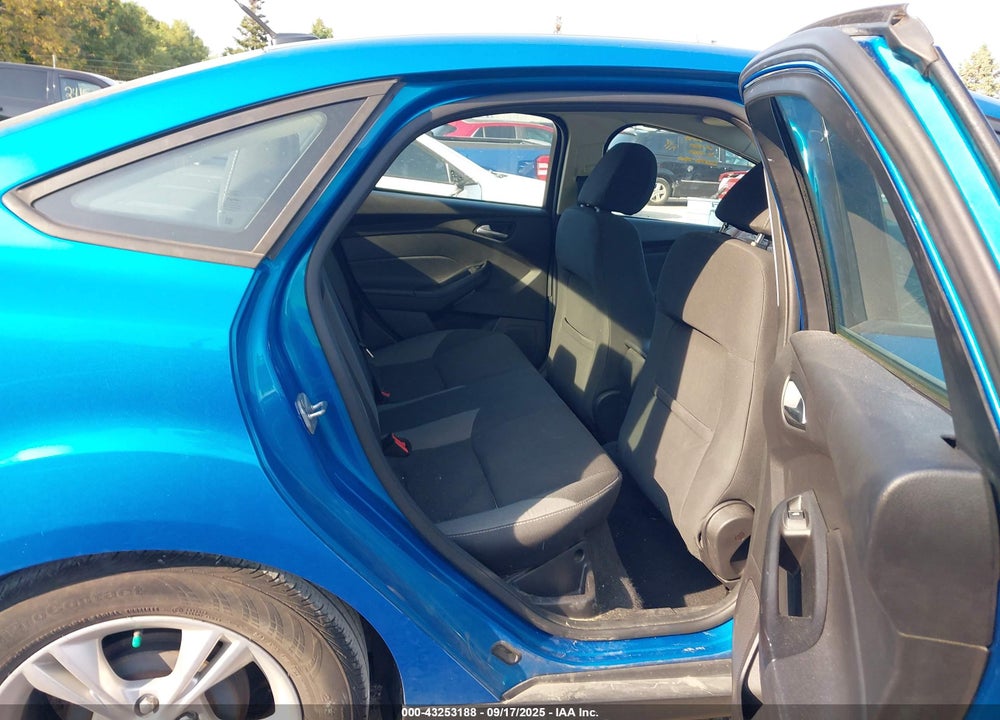 2014 FORD FOCUS VIN: 1FADP3F29EL235581