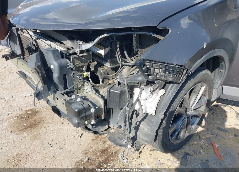 2017 TOYOTA RAV4 VIN: 2T3YFREV7HW371755