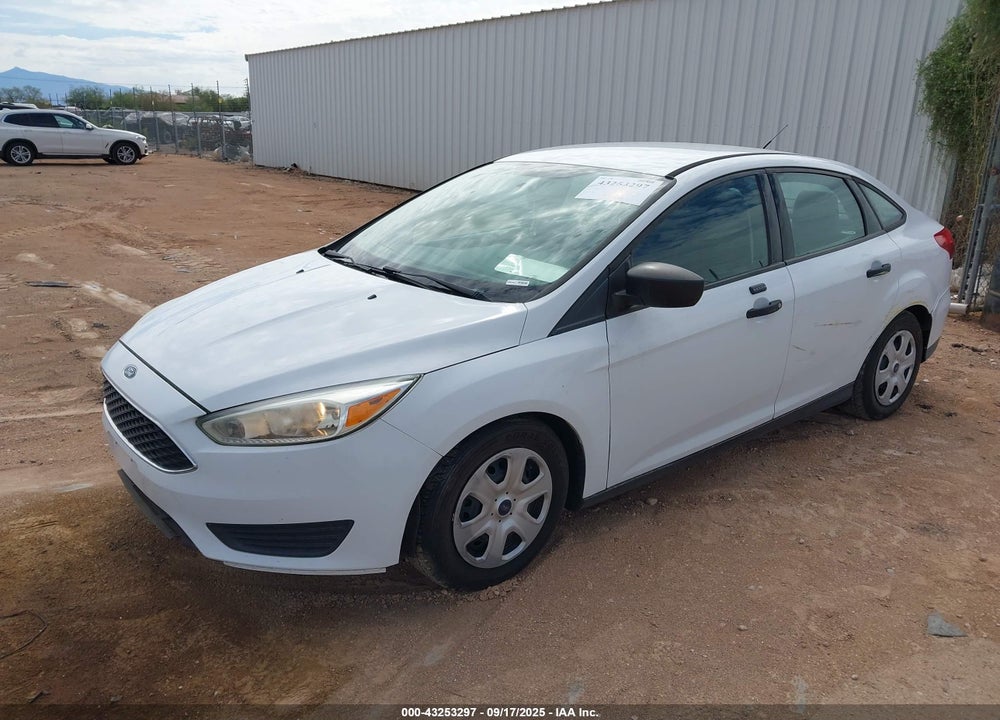 2016 FORD FOCUS S VIN: 1FADP3E22GL380384