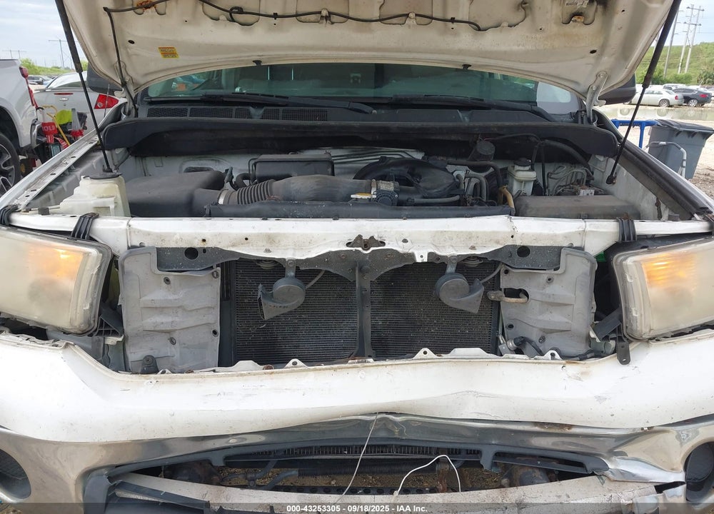 2011 TOYOTA TUNDRA VIN: 5TFLU5F12BX025104