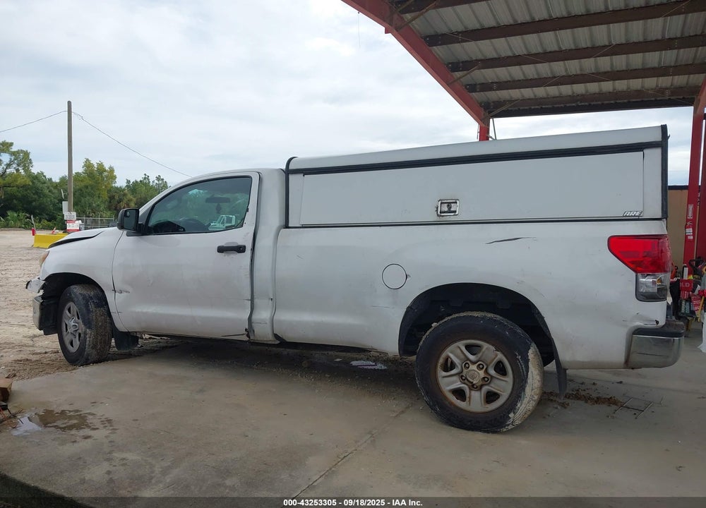 2011 TOYOTA TUNDRA VIN: 5TFLU5F12BX025104