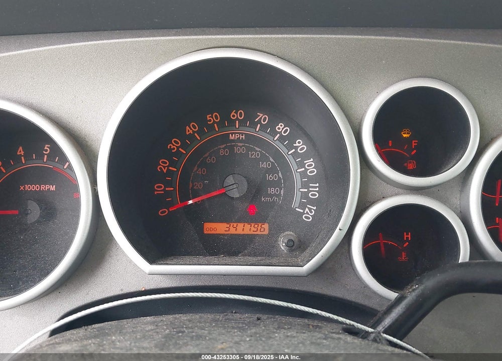 2011 TOYOTA TUNDRA VIN: 5TFLU5F12BX025104