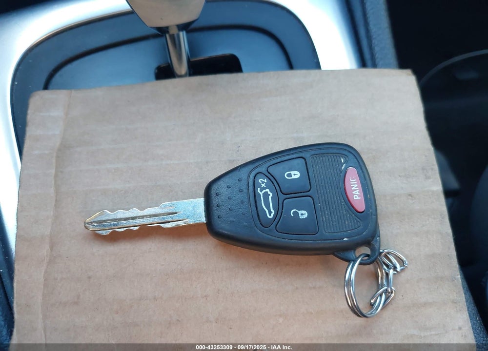 2013 CHRYSLER 200 LX VIN: 1C3CCBAB6DN642302