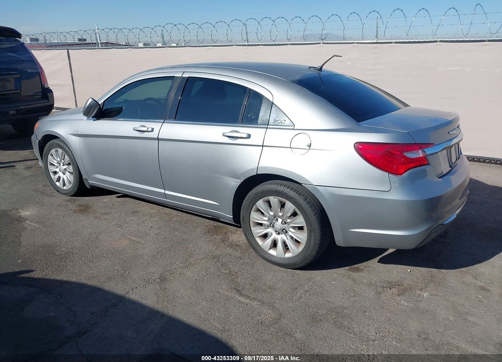 2013 CHRYSLER 200 LX VIN: 1C3CCBAB6DN642302
