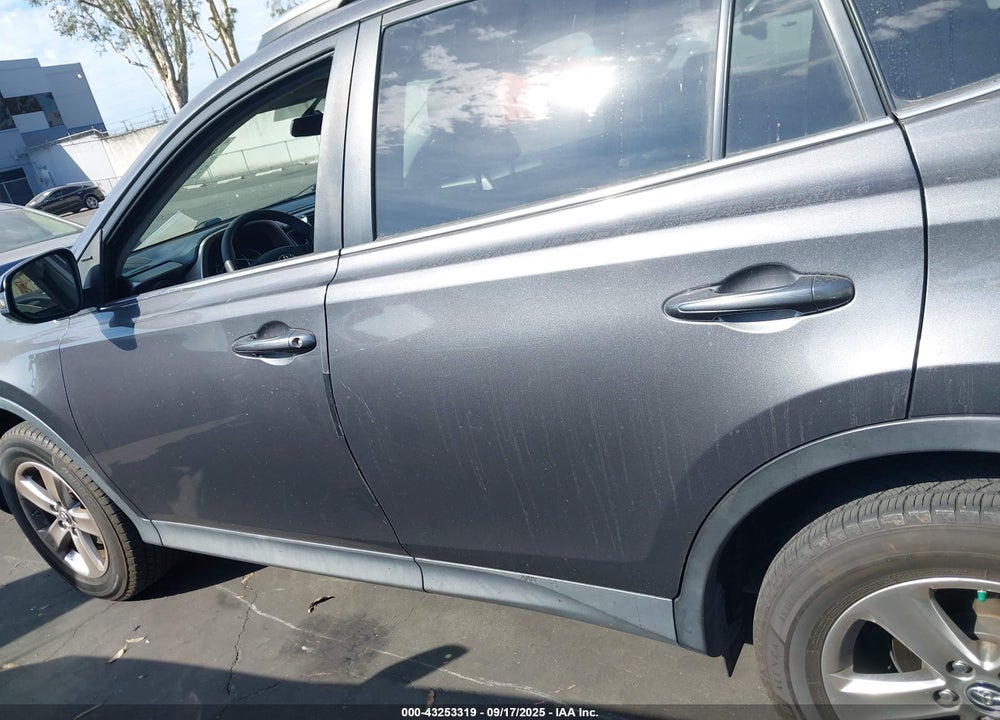 2015 TOYOTA RAV4 VIN: 2T3WFREV0FW196902