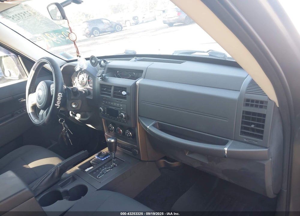 2012 JEEP LIBERTY VIN: 1C4PJMAK4CW150326