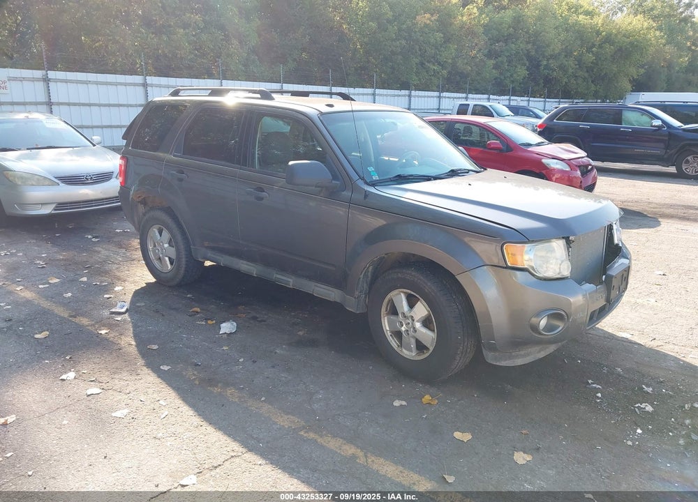 2010 FORD ESCAPE XLT VIN: 1FMCU0DG3AKA44018