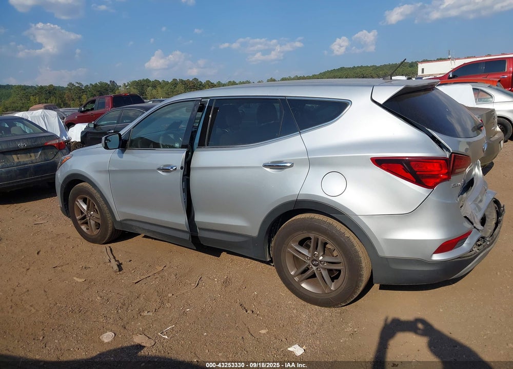 2018 HYUNDAI SANTA FE VIN: 5XYZT3LB7JG559702