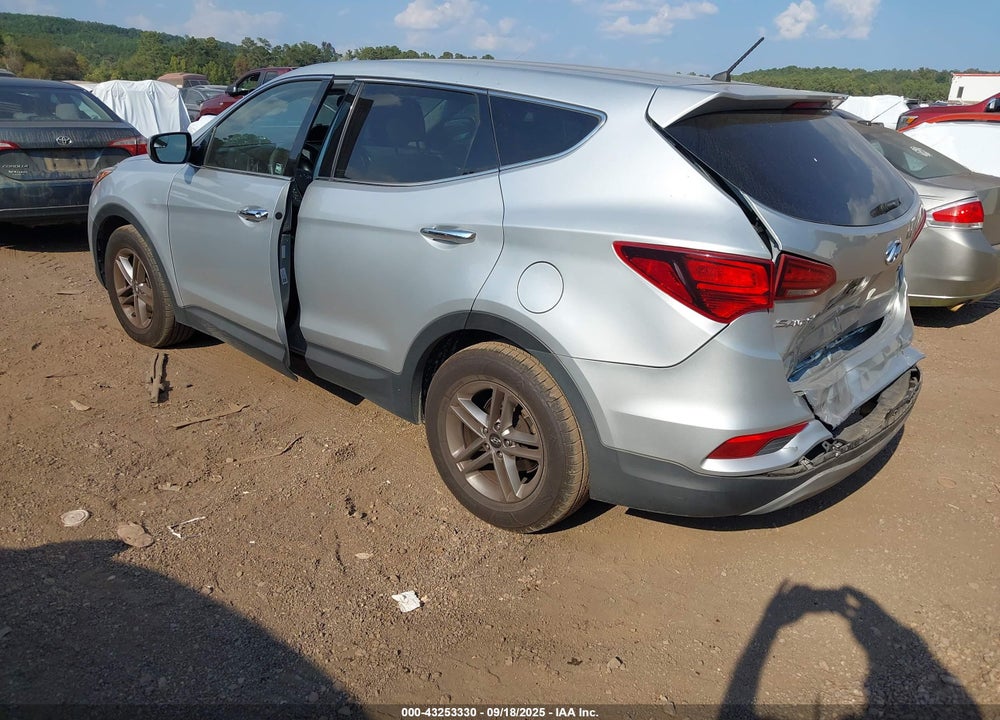 2018 HYUNDAI SANTA FE VIN: 5XYZT3LB7JG559702