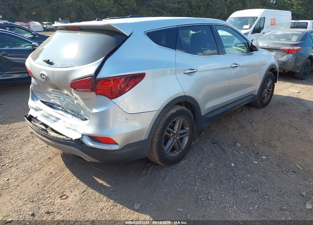 2018 HYUNDAI SANTA FE VIN: 5XYZT3LB7JG559702
