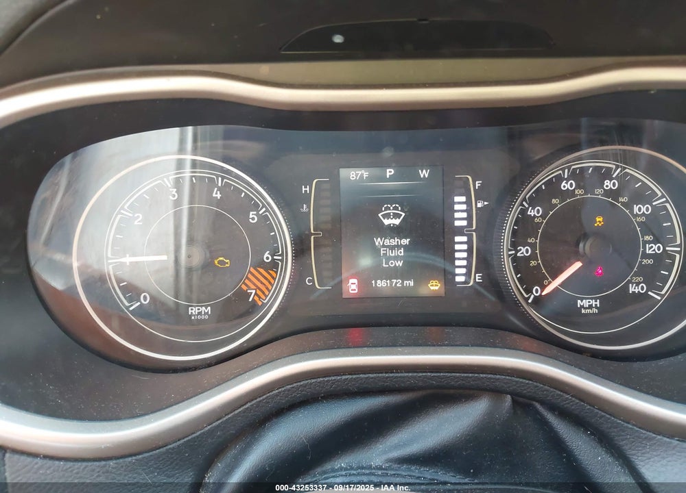 2014 JEEP CHEROKEE VIN: 1C4PJLCB7EW171195