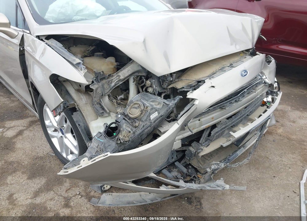 2016 FORD FUSION VIN: 3FA6P0HD5GR134760