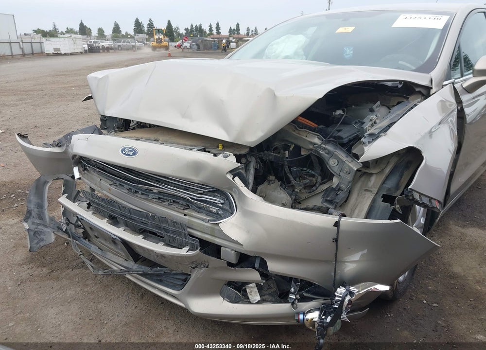 2016 FORD FUSION VIN: 3FA6P0HD5GR134760