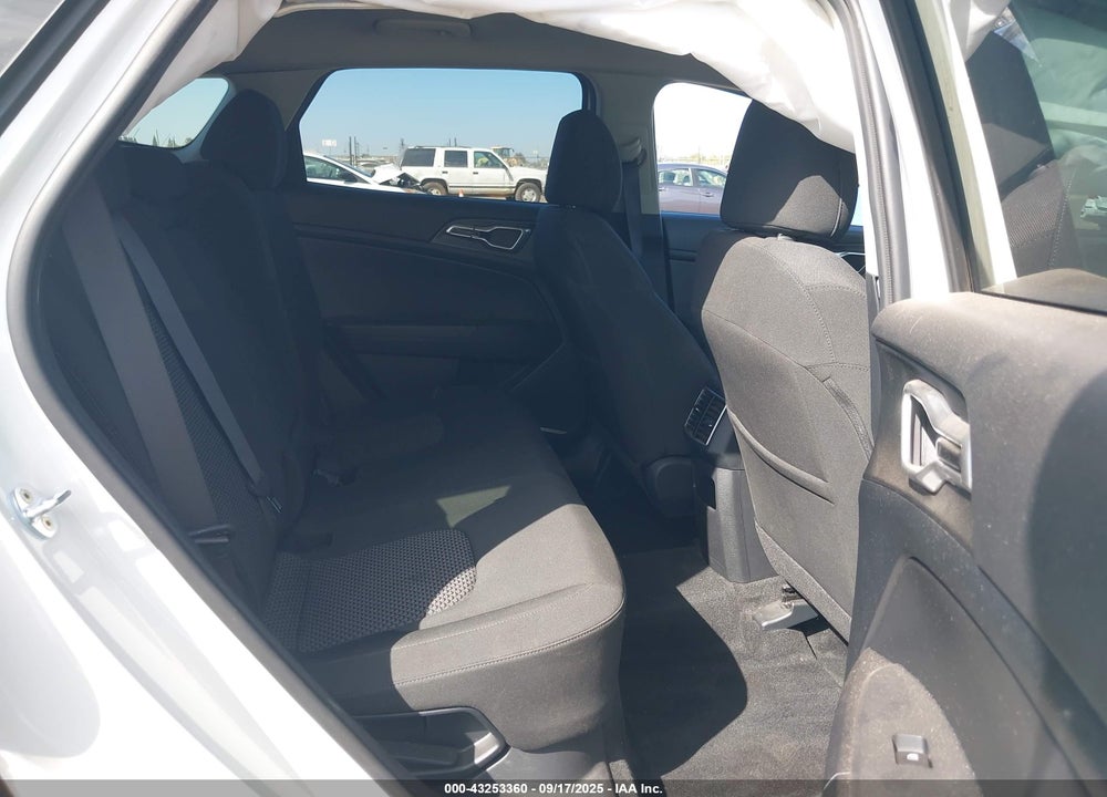 2023 KIA SPORTAGE HYBRID VIN: KNDPUCAG6P7029696