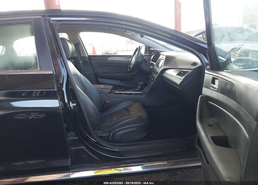 2017 HYUNDAI SONATA VIN: 5NPE34AF0HH571459