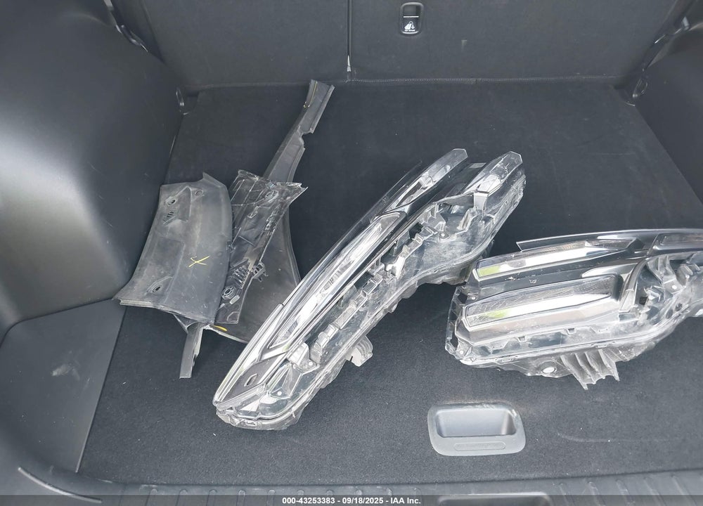 2025 HYUNDAI TUCSON VIN: 5NMJBCDE5SH461896