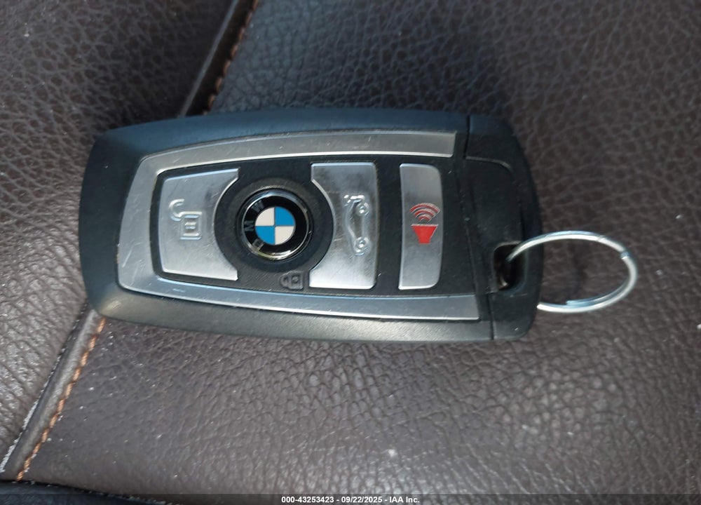 2016 BMW X3 VIN: 5UXWX9C58G0D77317