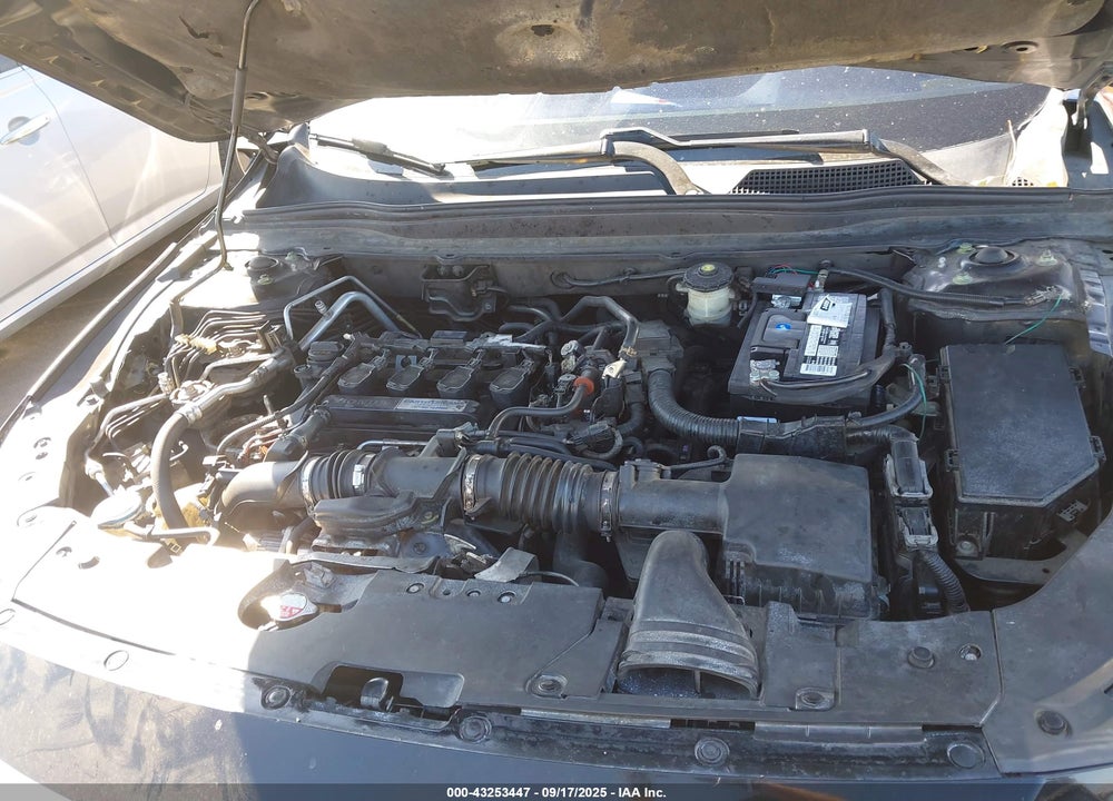 2018 HONDA ACCORD VIN: 1HGCV1F4XJA034541