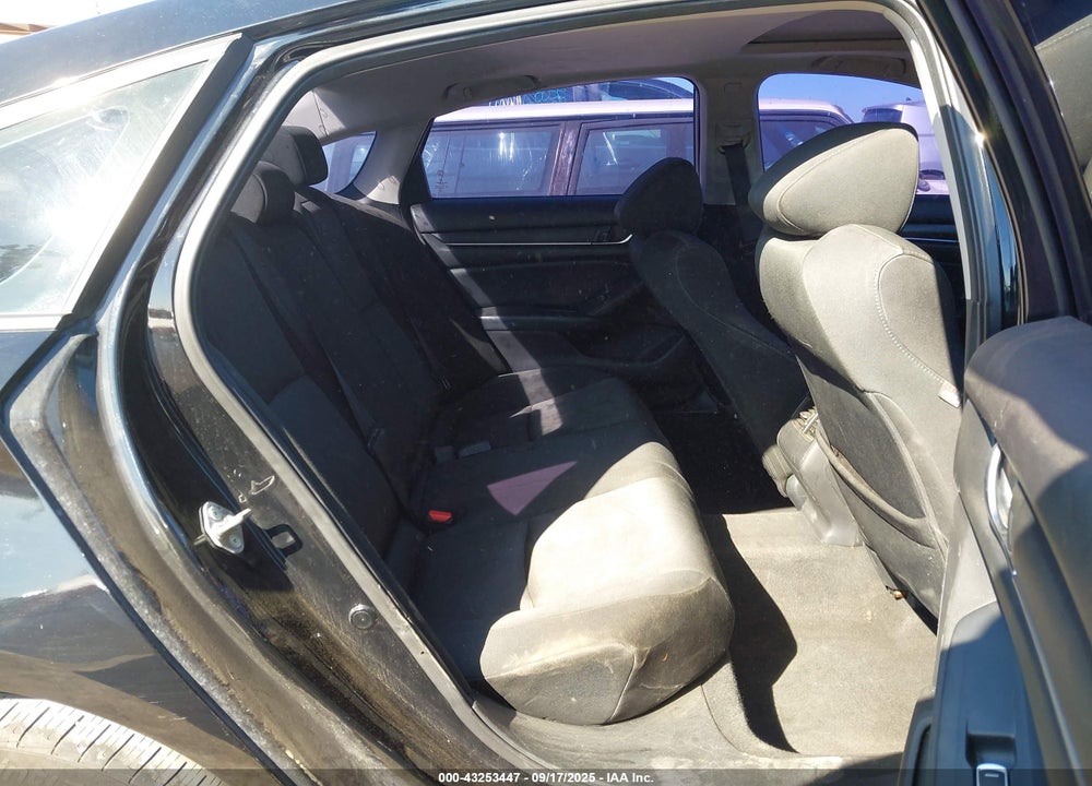 2018 HONDA ACCORD VIN: 1HGCV1F4XJA034541