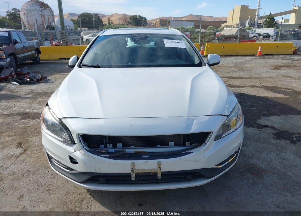 2016 VOLVO V60 T5 PREMIER VIN: YV1612SK4G1308157