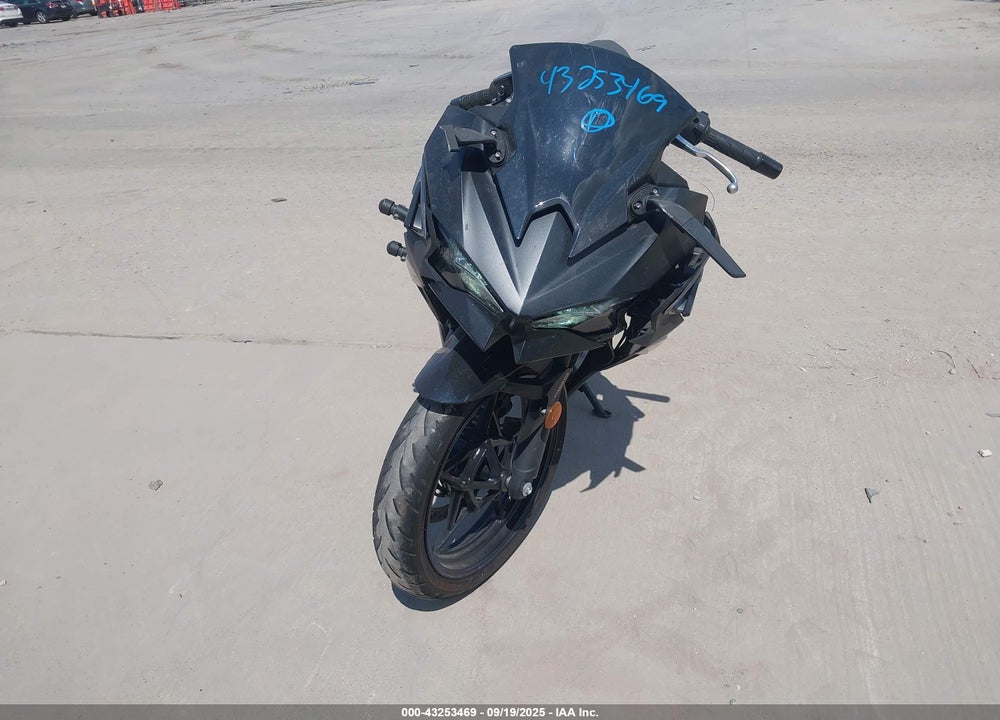 2025 KAWASAKI EX500 A/B VIN: ML5EXGJ17SDA55832