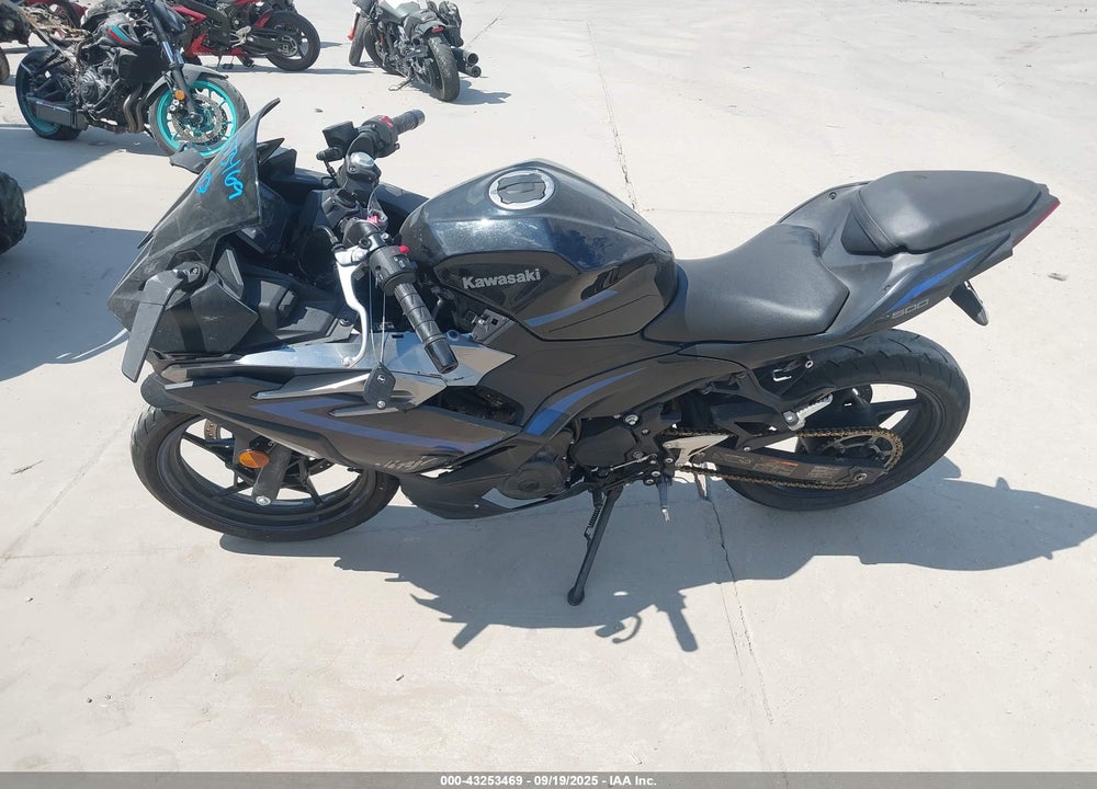 2025 KAWASAKI EX500 A/B VIN: ML5EXGJ17SDA55832