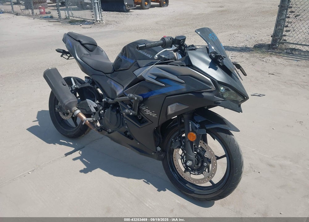 2025 KAWASAKI EX500 A/B VIN: ML5EXGJ17SDA55832