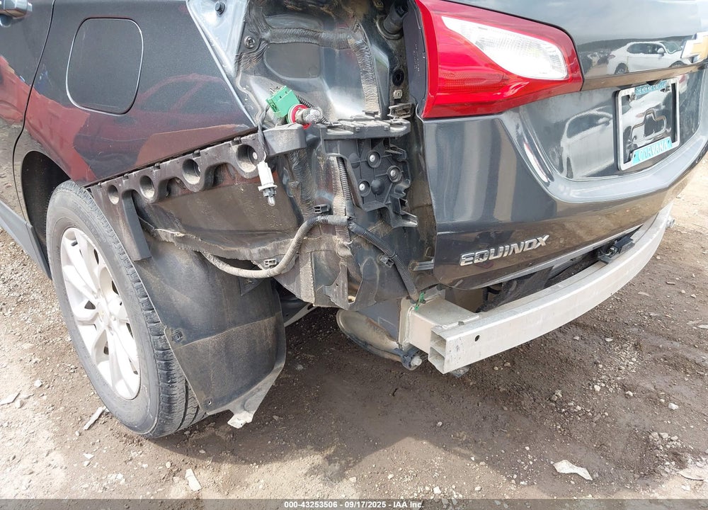 2018 CHEVROLET EQUINOX LS VIN: 2GNAXREV8J6161642
