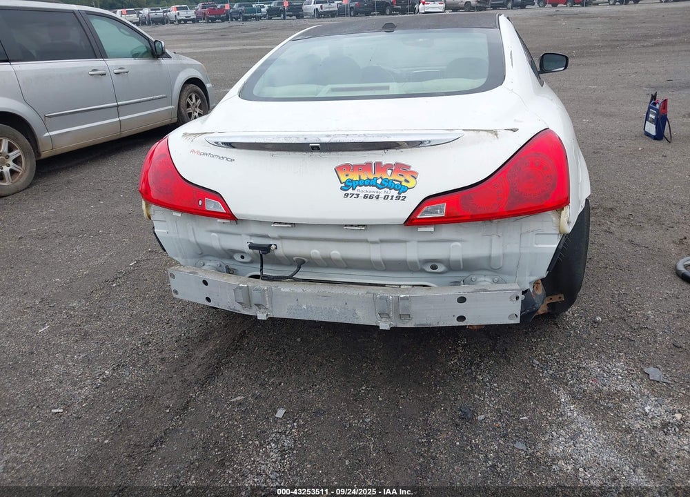 2009 INFINITI G37X VIN: JNKCV64F79M651811