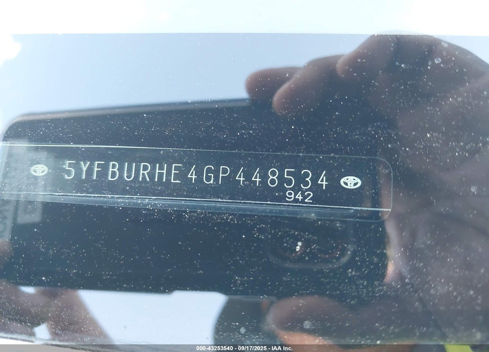 2016 TOYOTA COROLLA VIN: 5YFBURHE4GP448534